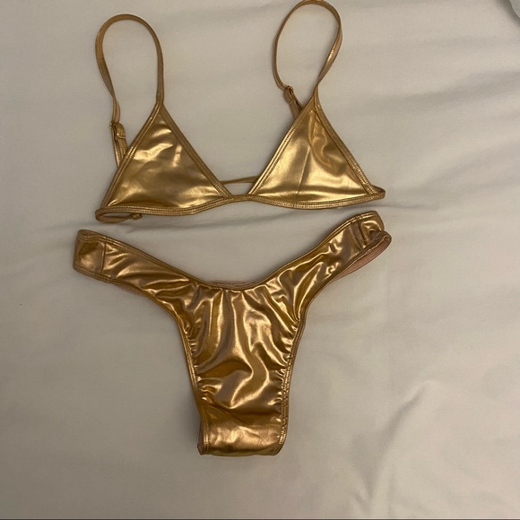 437 bikini - Picture 2 of 4